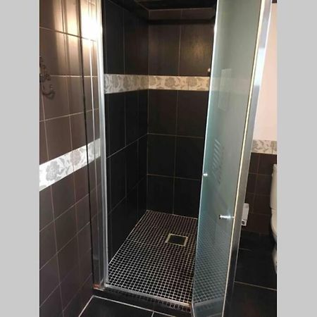 Bel Appartement En Rez De Jardin, 10Min Centre Et 300M Quais De Seine Wifi Rouen Exterior foto
